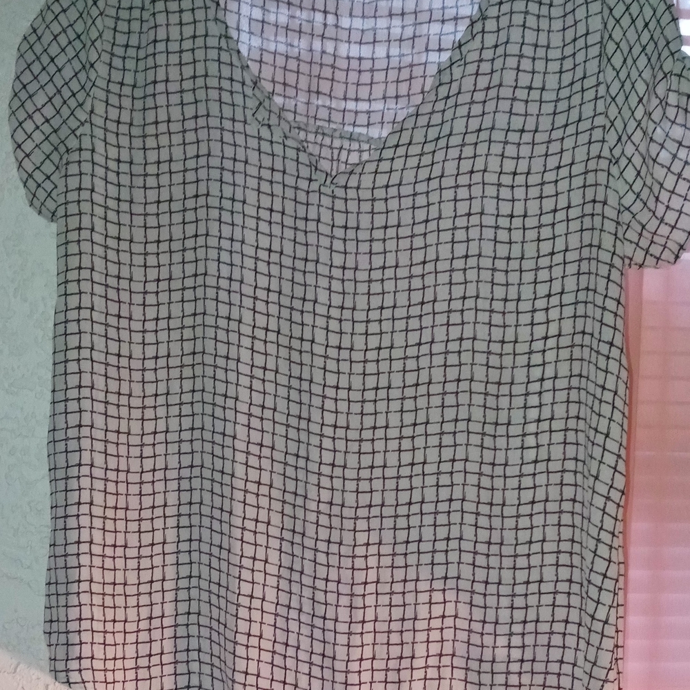 Mine Black and White Grid Blouse Sz L